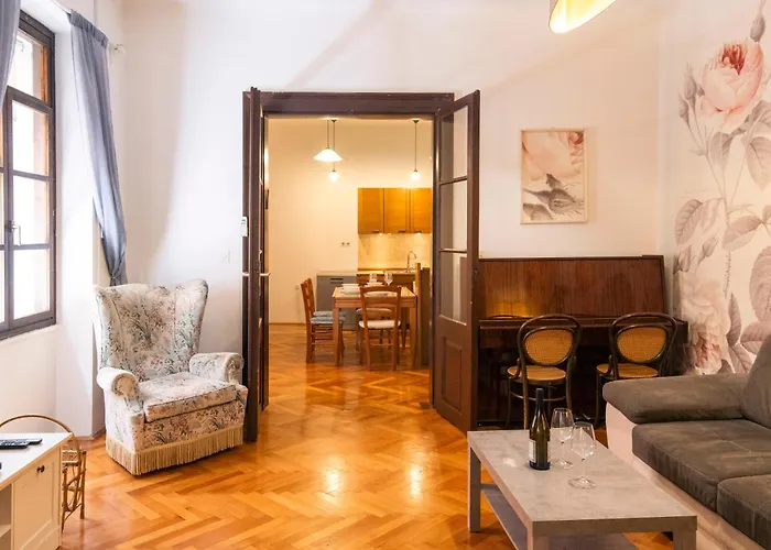 Galerija Rosa Centifolia Apartment