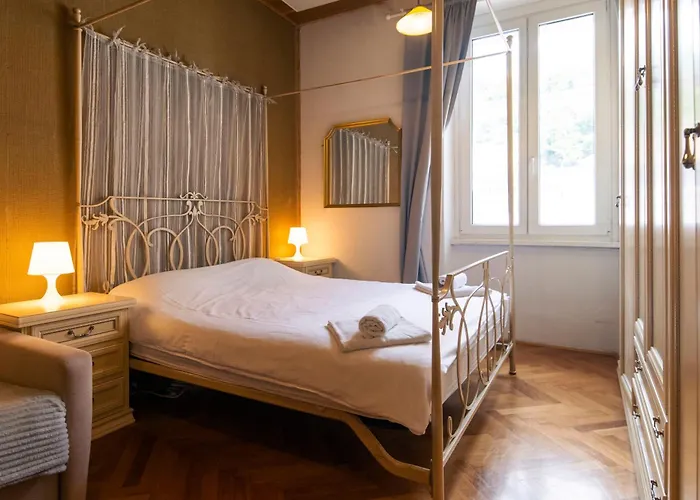 Apartment Galerija Rosa Centifolia Ljubljana