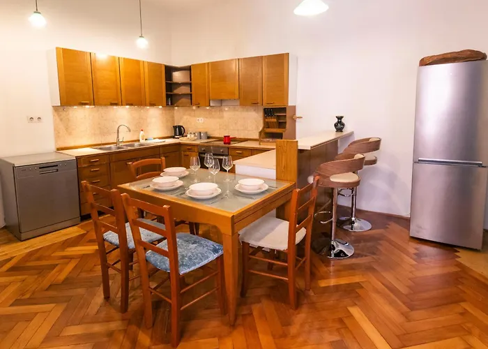 Galerija Rosa Centifolia *